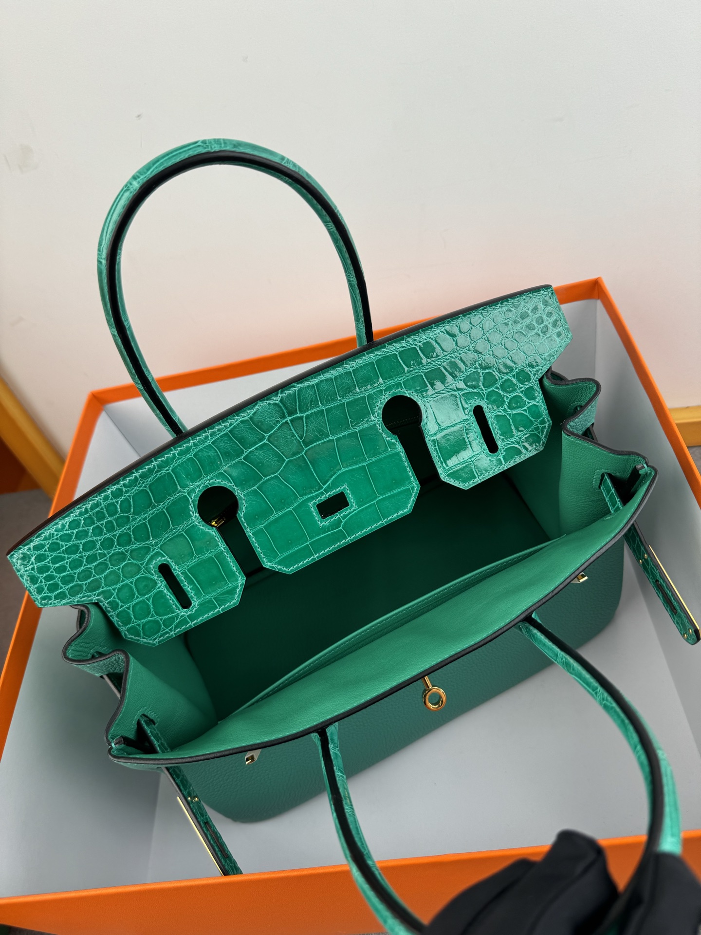 Birkin/Birkin-30cm-touch-Togo-and-Shiny-Crocodile-Jade-Green-GHW/img_007