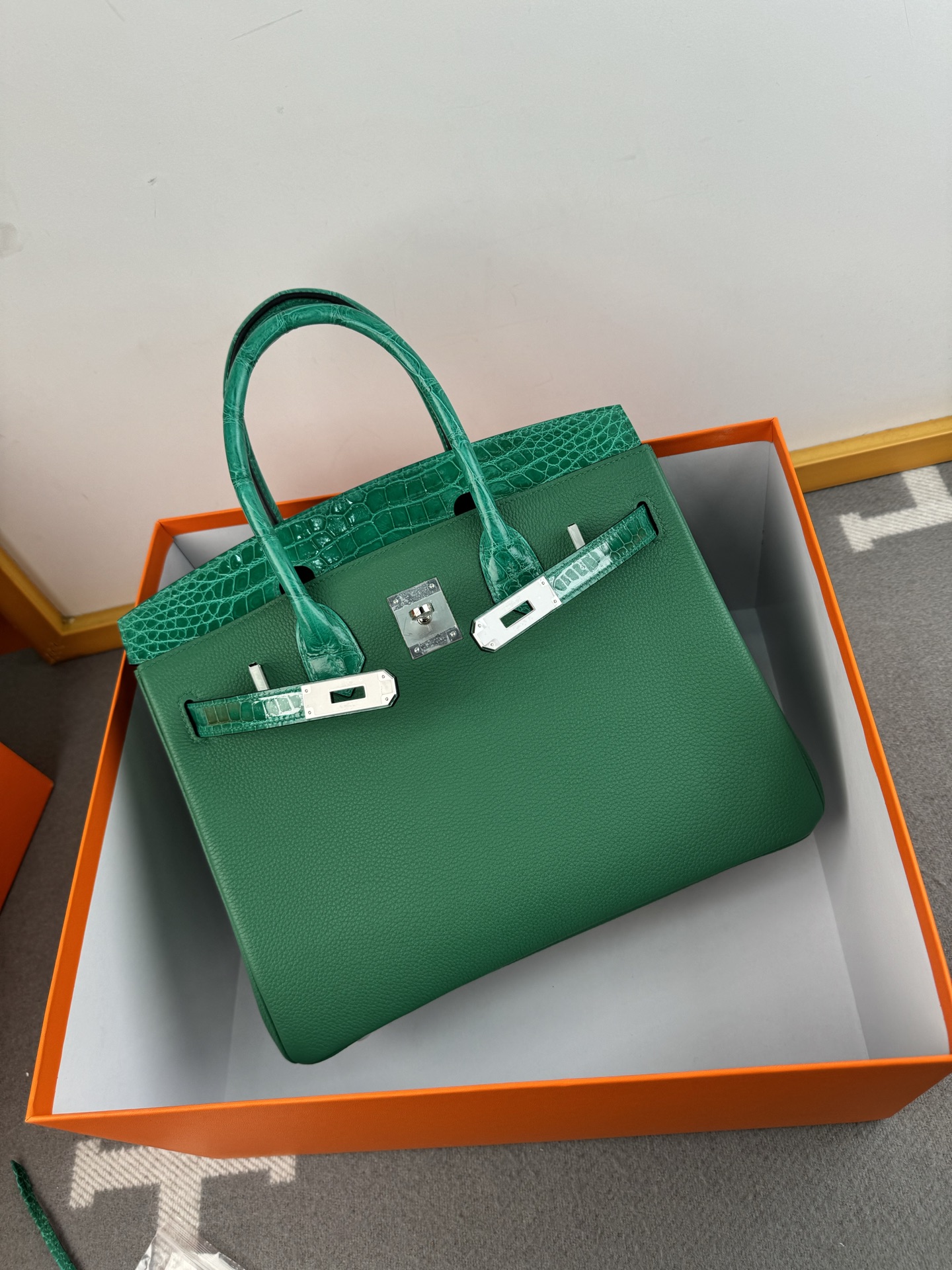 Birkin/Birkin-30cm-touch-Togo-and-Shiny-Crocodile-Jade-Green-SHW/img_009