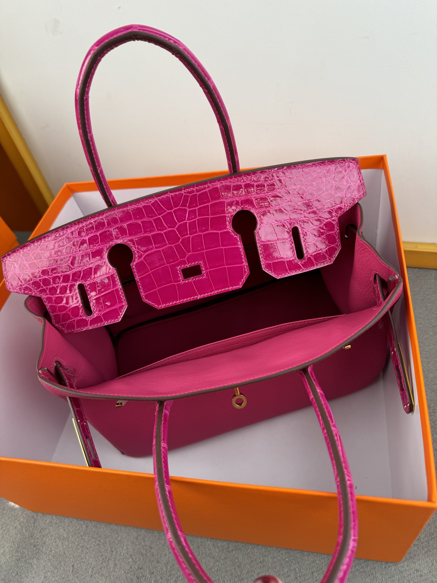 Birkin/Birkin-30cm-touch-Togo-and-Shiny-Crocodile-Rose-Red/img_007