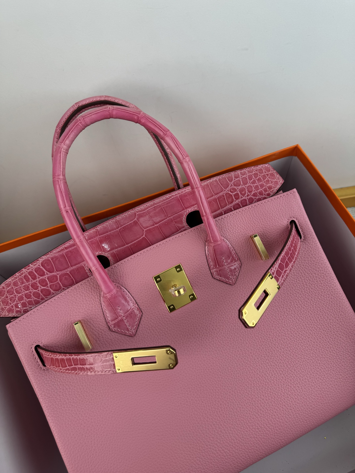 Birkin/Birkin-30cm-touch-Togo-and-Shiny-Crocodile-Sakula-Pink/img_010