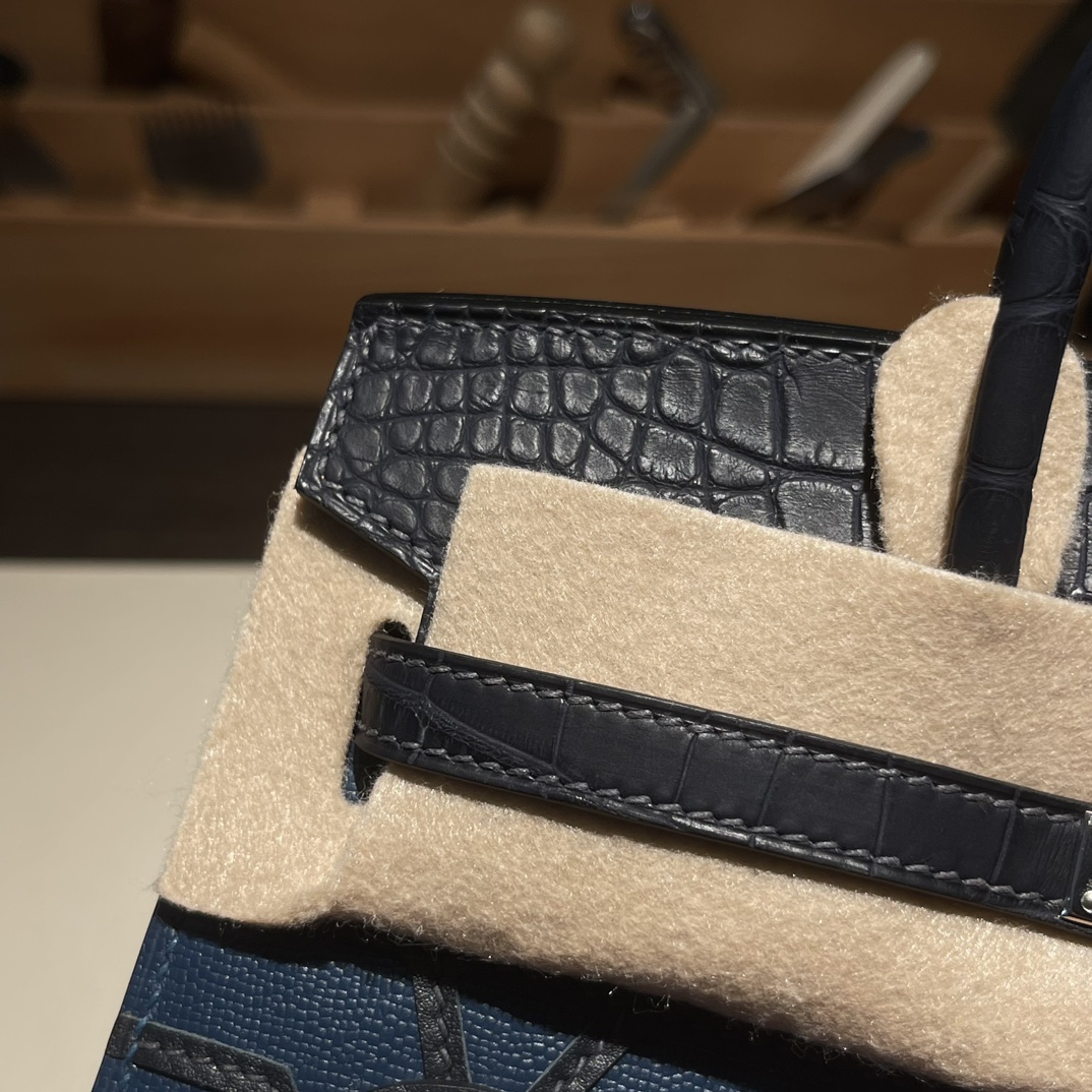 Birkin/Birkin-Faubourg-20cm-Crocodile-Black-and-DarkBlue/img_004