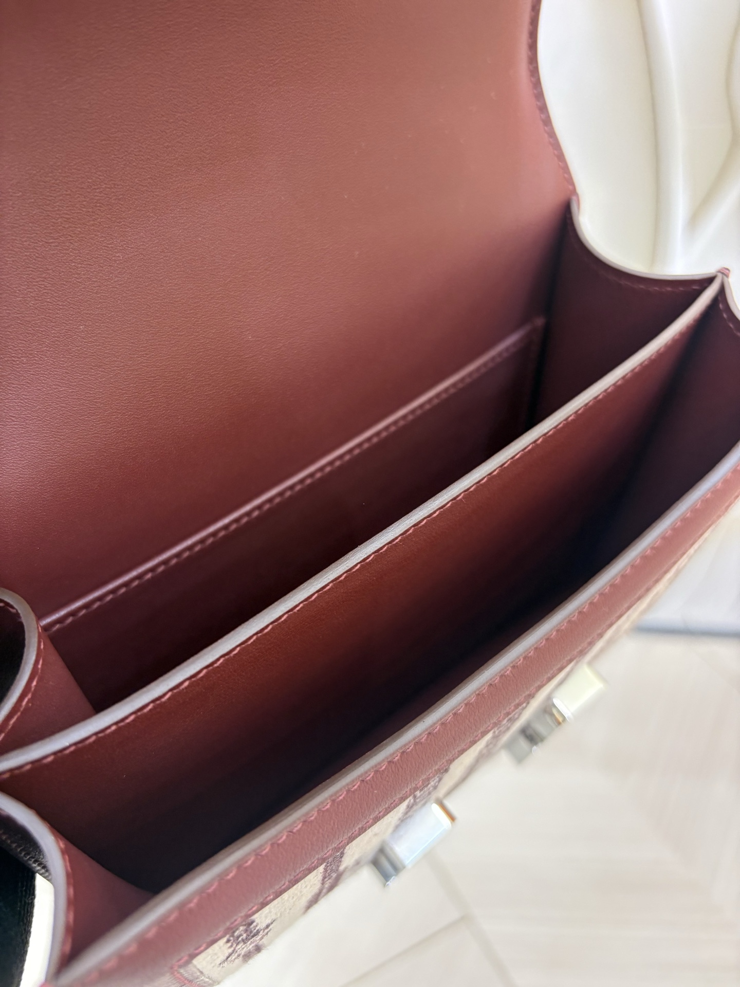 Constance/Constance-18cm-Red-Special-Edition/img_008