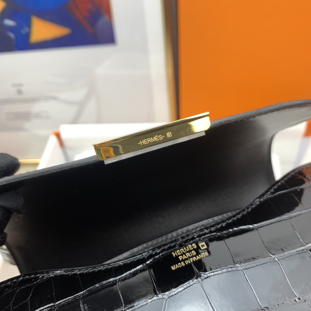 Constance/Constance-18cm-shiny-Alligator-Texture-Black-GHW/img_007