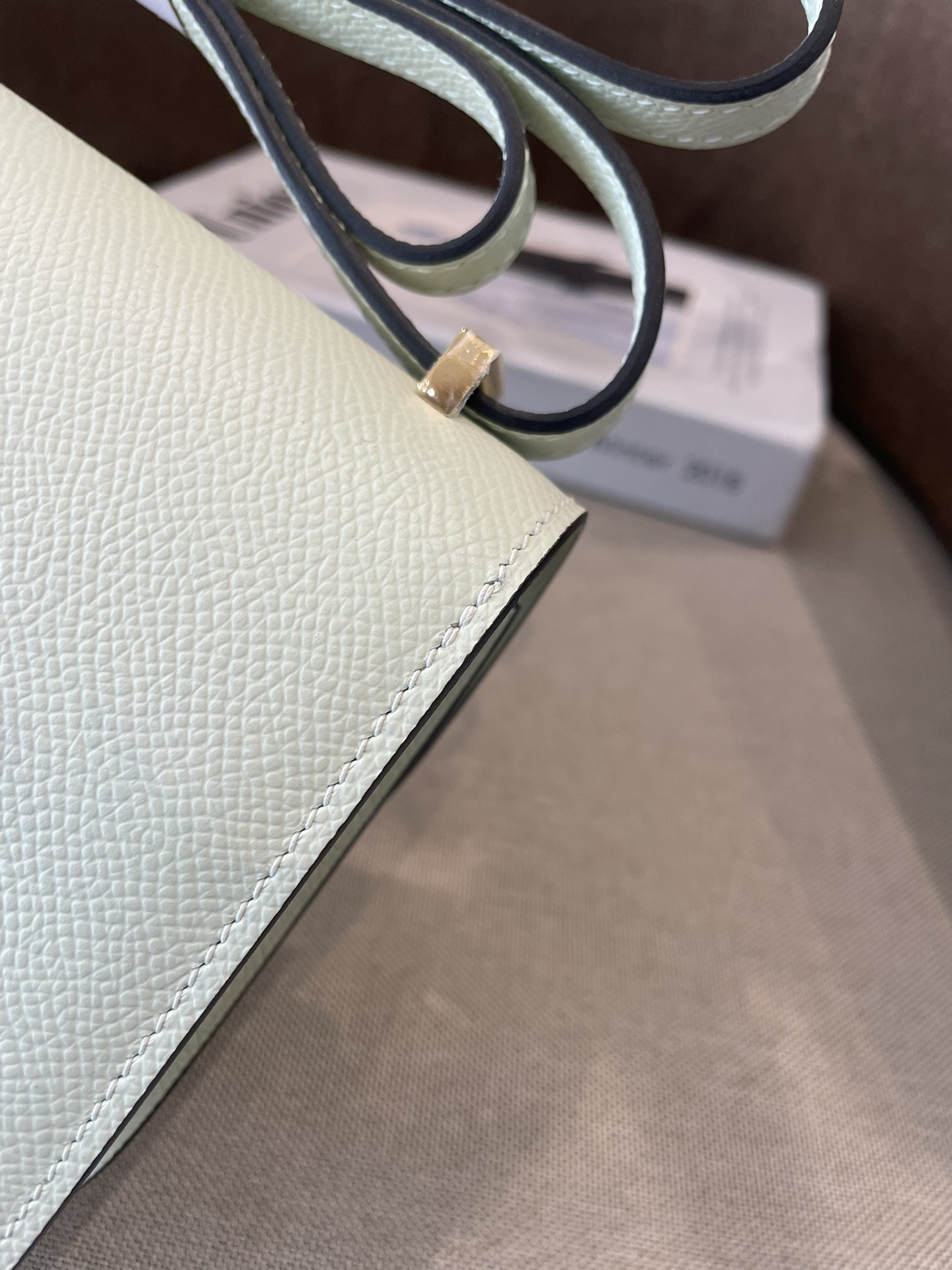 Constance/Constance-Elan-24cm-Epsom-with-mirror-Bubble-Green/img_006