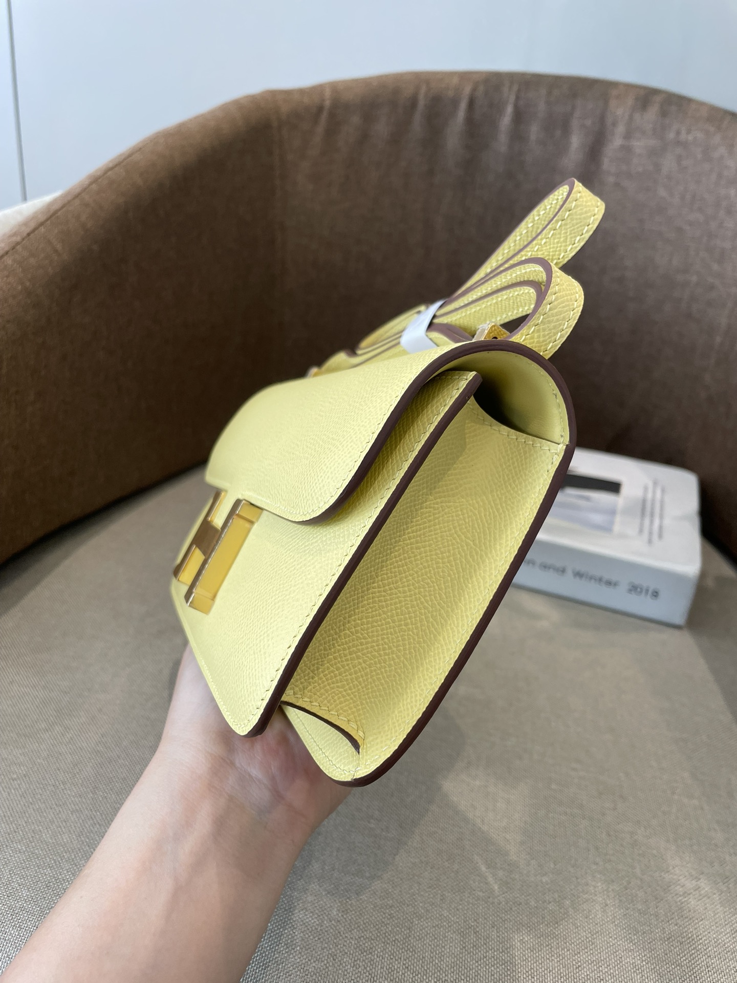 Constance/Constance-Elan-24cm-Epsom-with-mirror-Chick-Yellow/img_004