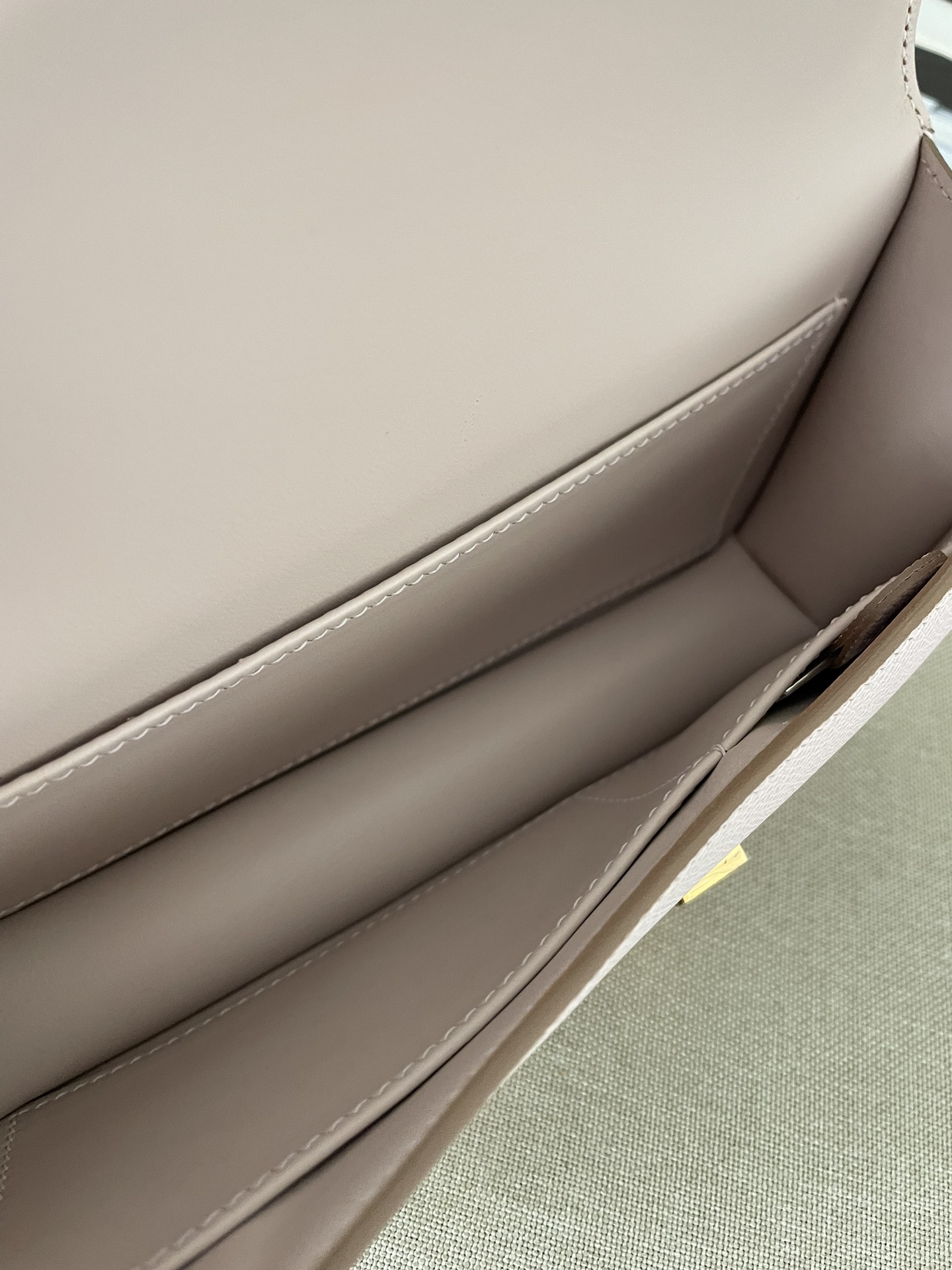 Constance/Constance-Elan-24cm-Epsom-with-mirror-Pink/img_008