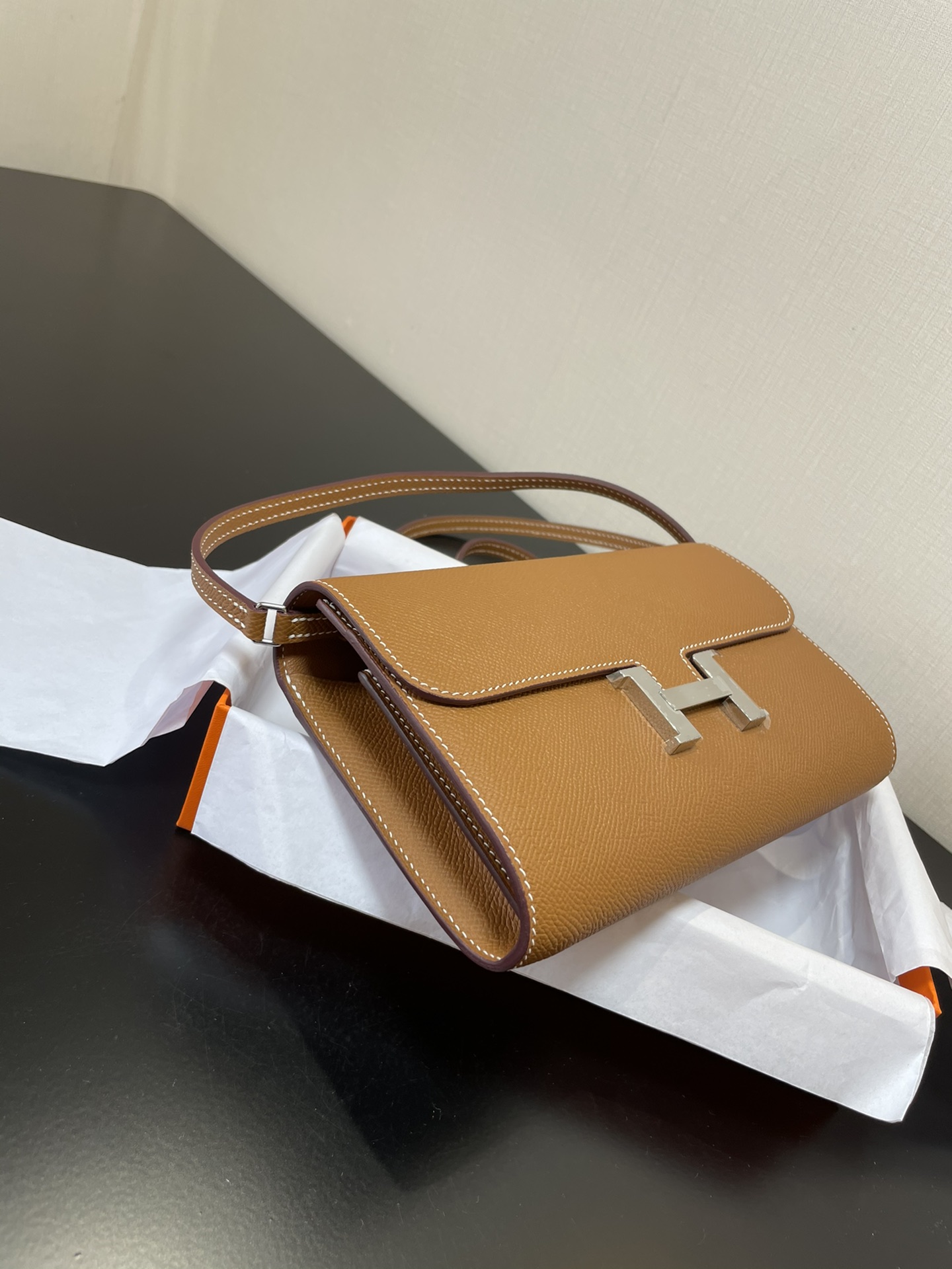 Constance/Constance-to-go-20.5cm-epsom-Brown-SHW/img_003