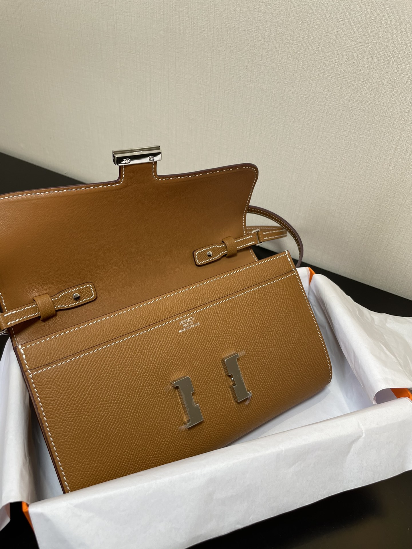 Constance/Constance-to-go-20.5cm-epsom-Brown-SHW/img_004