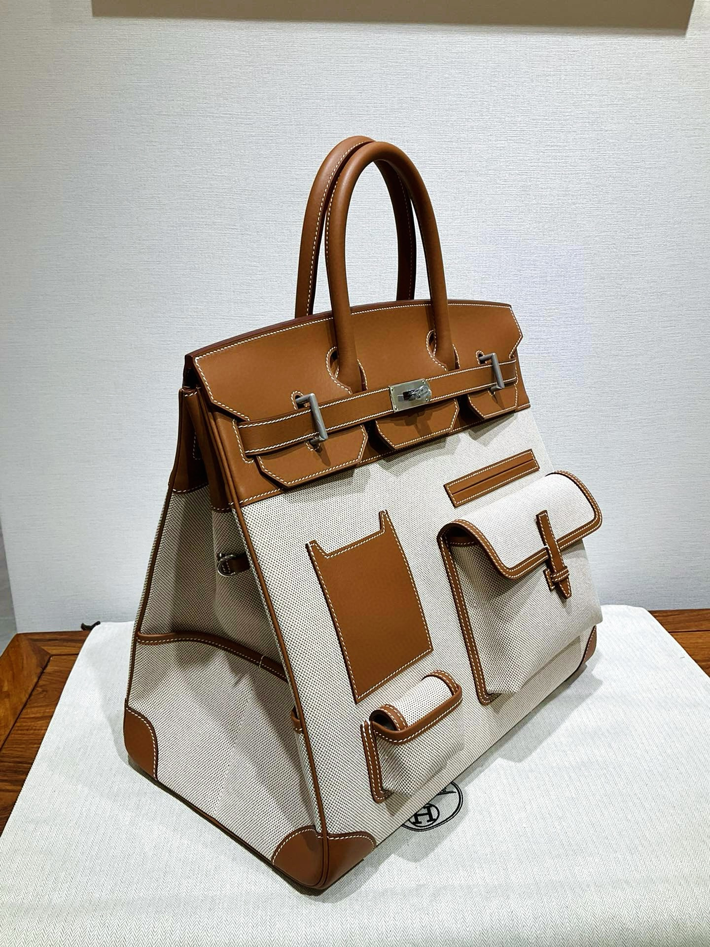 Hac/Hac-40-cargo-swift-&-canvas-Brown-and-White/img_003