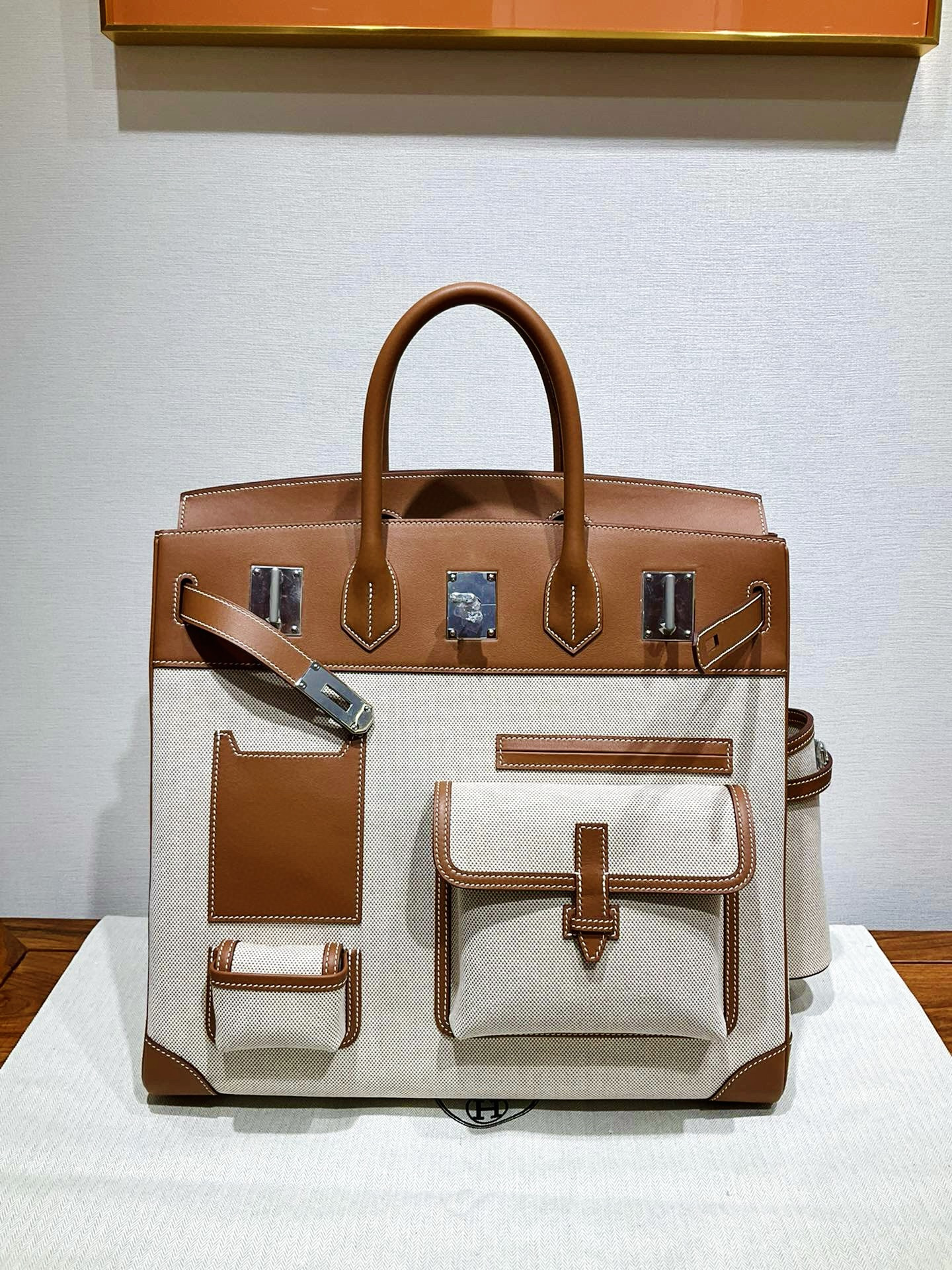 Hac/Hac-40-cargo-swift-&-canvas-Brown-and-White/img_008