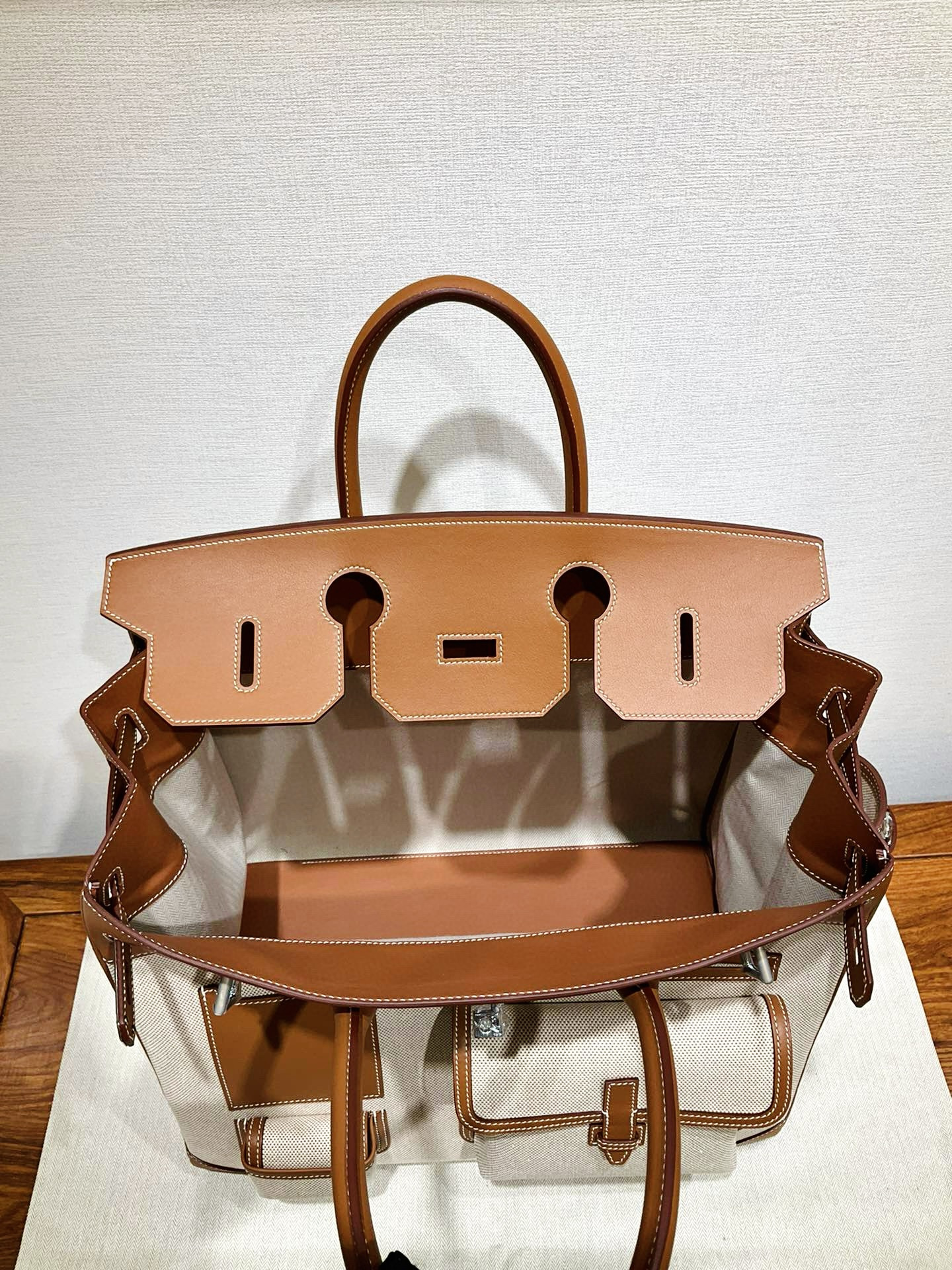 Hac/Hac-40-cargo-swift-&-canvas-Brown-and-White/img_009