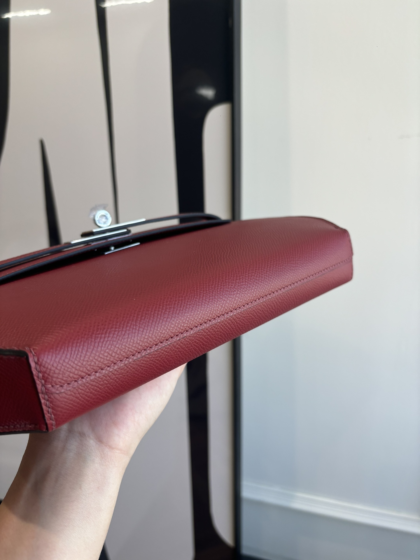 Depeches 25/Kelly-Depeches-25cm-Epsom-Red/img_007