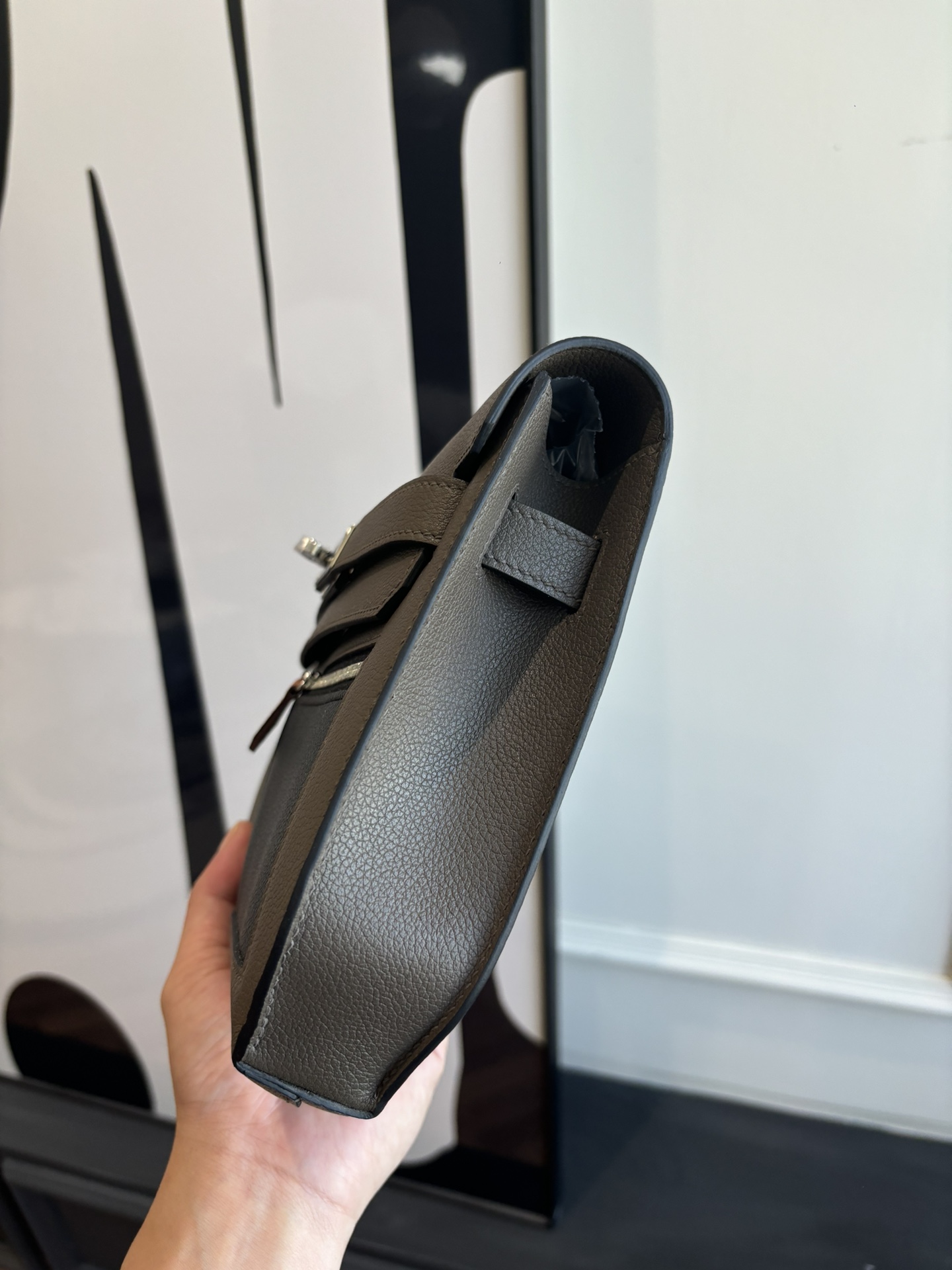 Depeches 25/Kelly-Depeches-25cm-Evercolor-Etoupe&Black/img_004