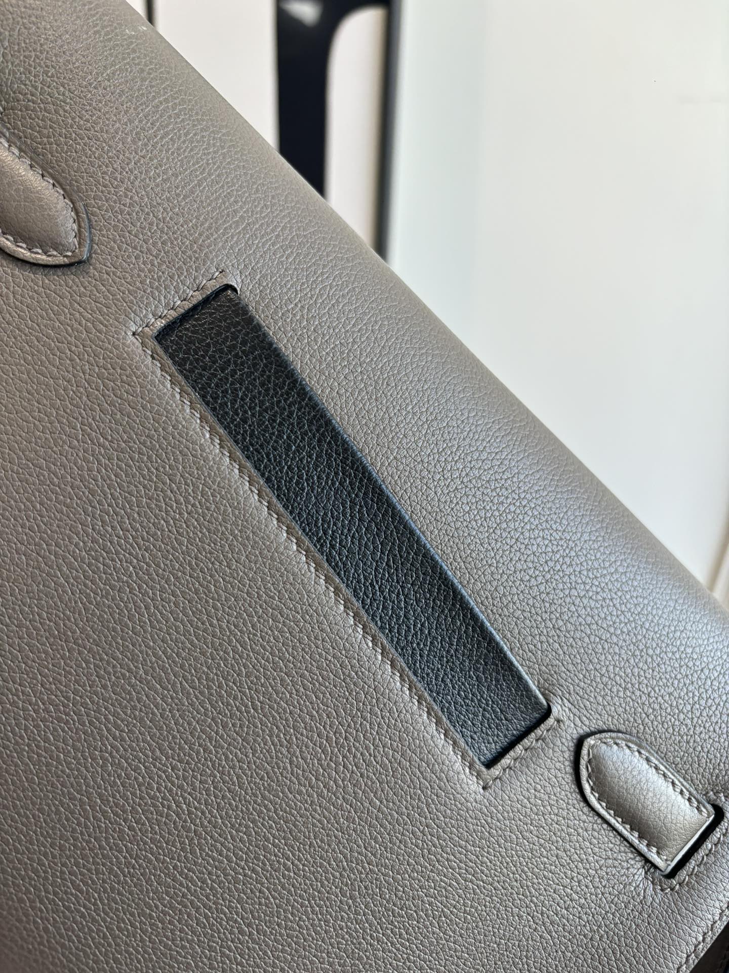 Depeches 25/Kelly-Depeches-25cm-Evercolor-Etoupe&Black/img_007