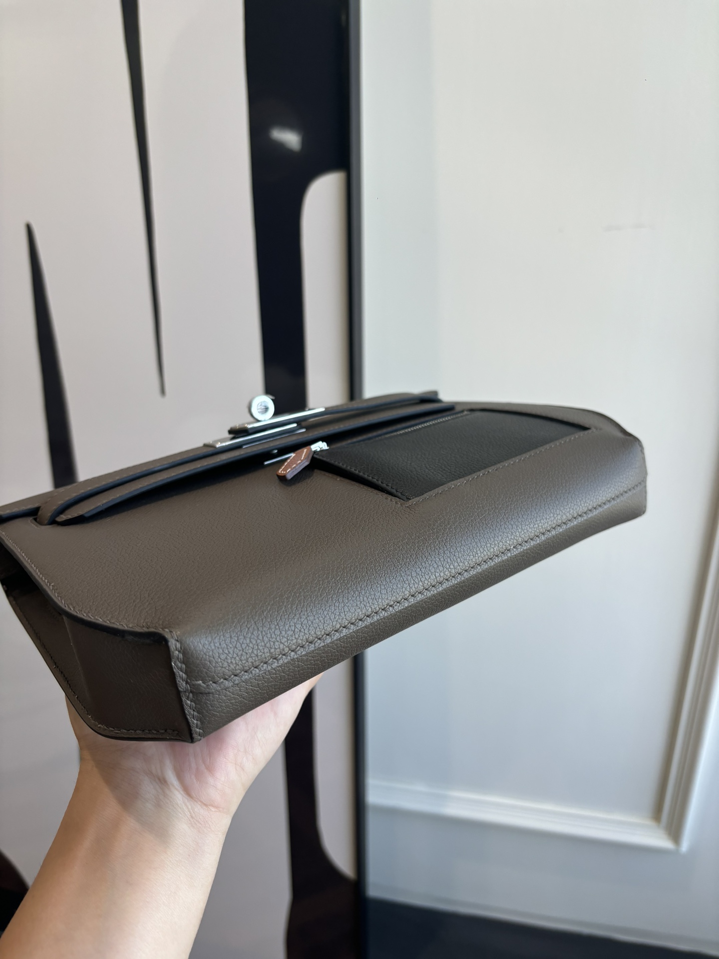 Depeches 25/Kelly-Depeches-25cm-Evercolor-Etoupe&Black/img_008