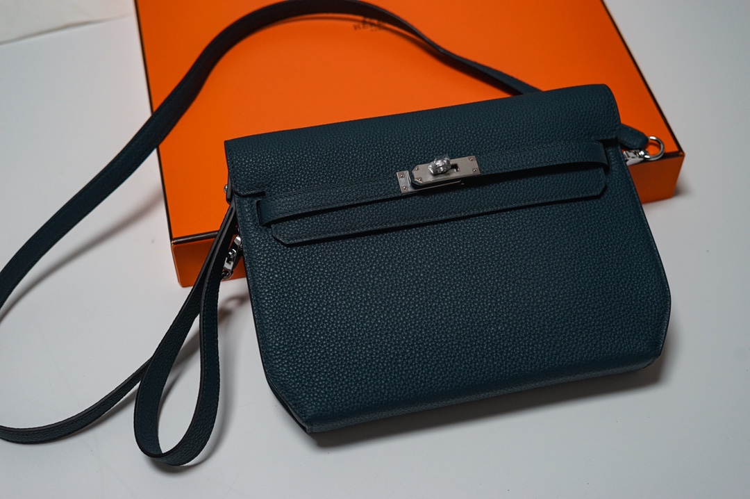 Depeches 25/Kelly-Depeches-25cm-Togo-DarkBlue/img_001