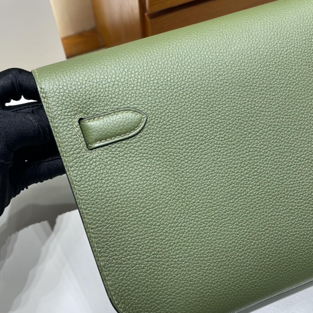 Depeches 25/Kelly-Depeches-25cm-Togo-JungleGreen/img_007