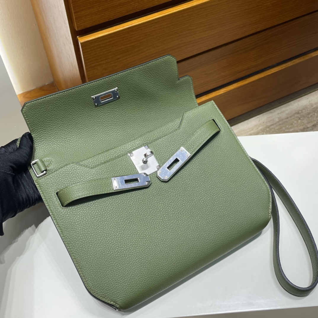 Depeches 25/Kelly-Depeches-25cm-Togo-JungleGreen/img_008