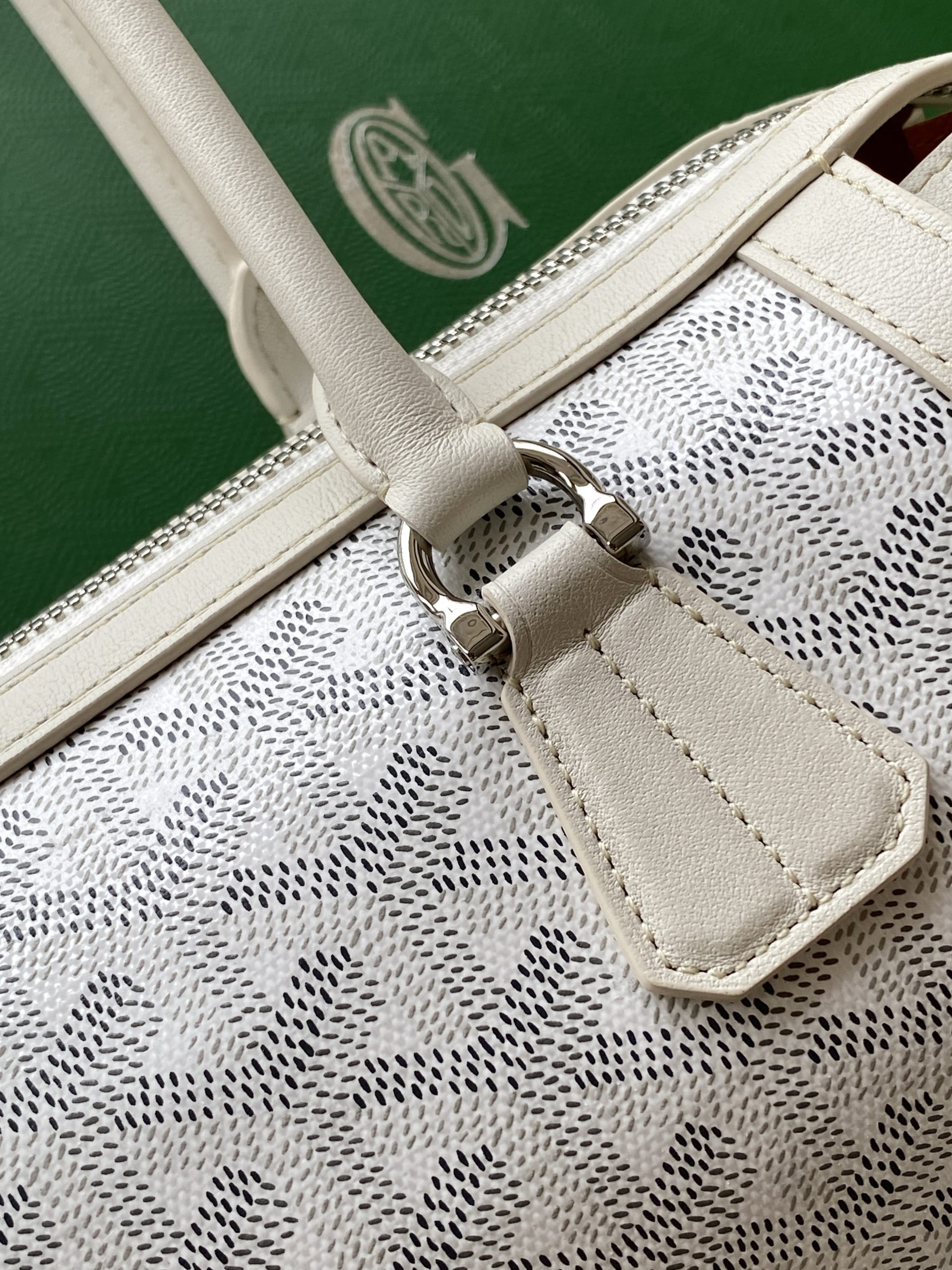 Goyard/BONBONNIERE-30x12cm-White/img_007