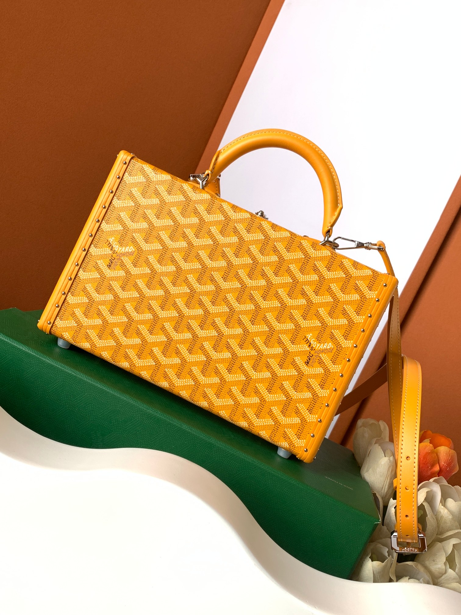 Goyard/Grand-Hôtel-24.5x17cm-Yellow/img_004