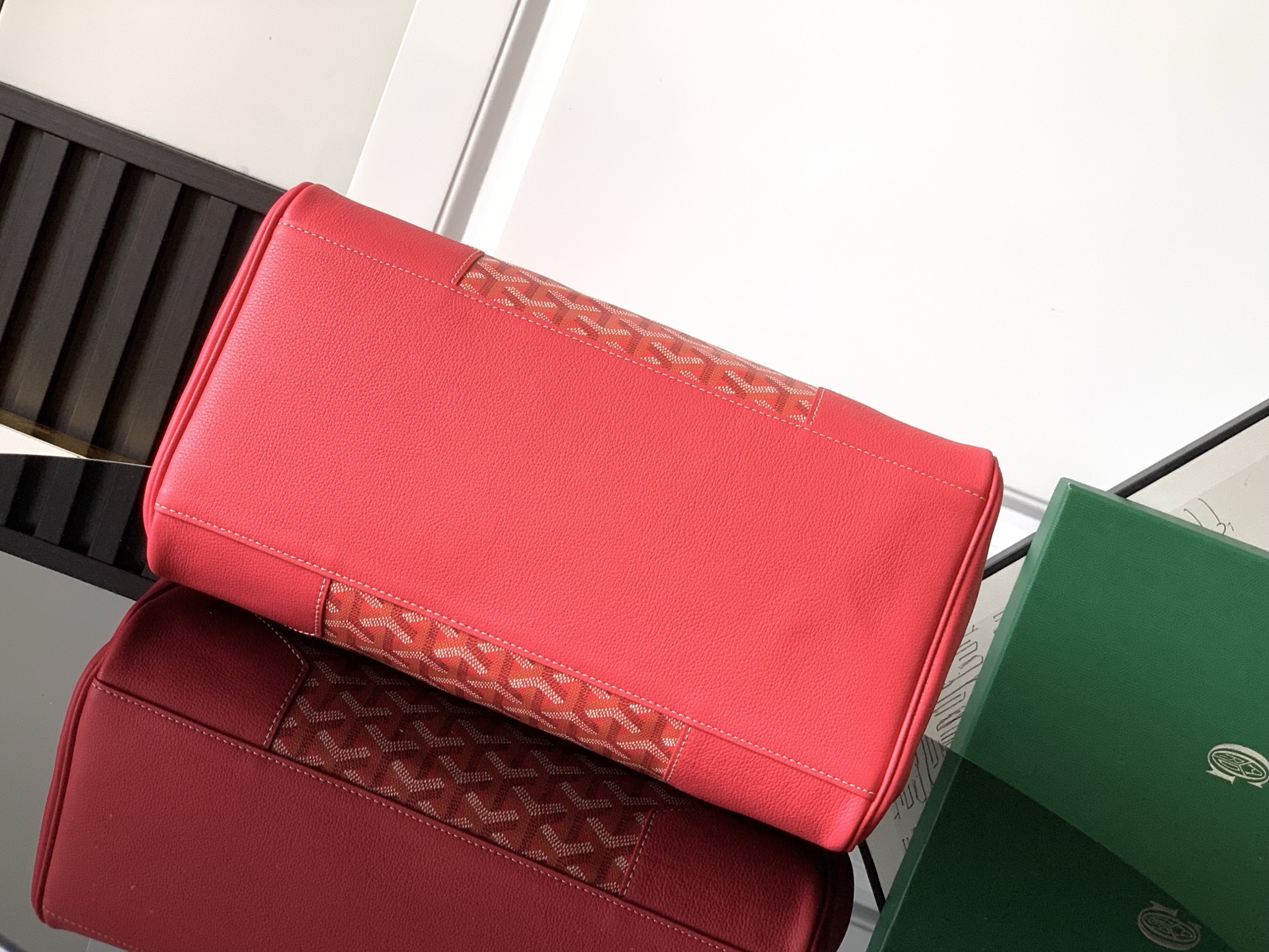 Goyard/Limited-Edition-Saïgon-Tote-34x25cm-Red/img_004