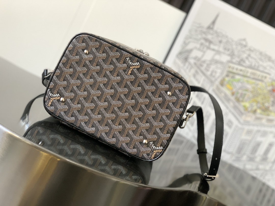 Goyard/Muse-Make-up-Black/img_004