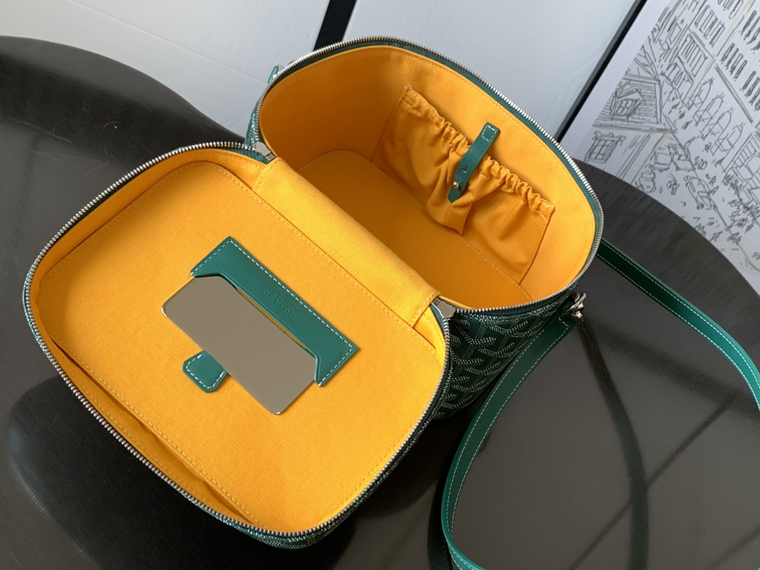 Goyard/Muse-Make-up-Green/img_007