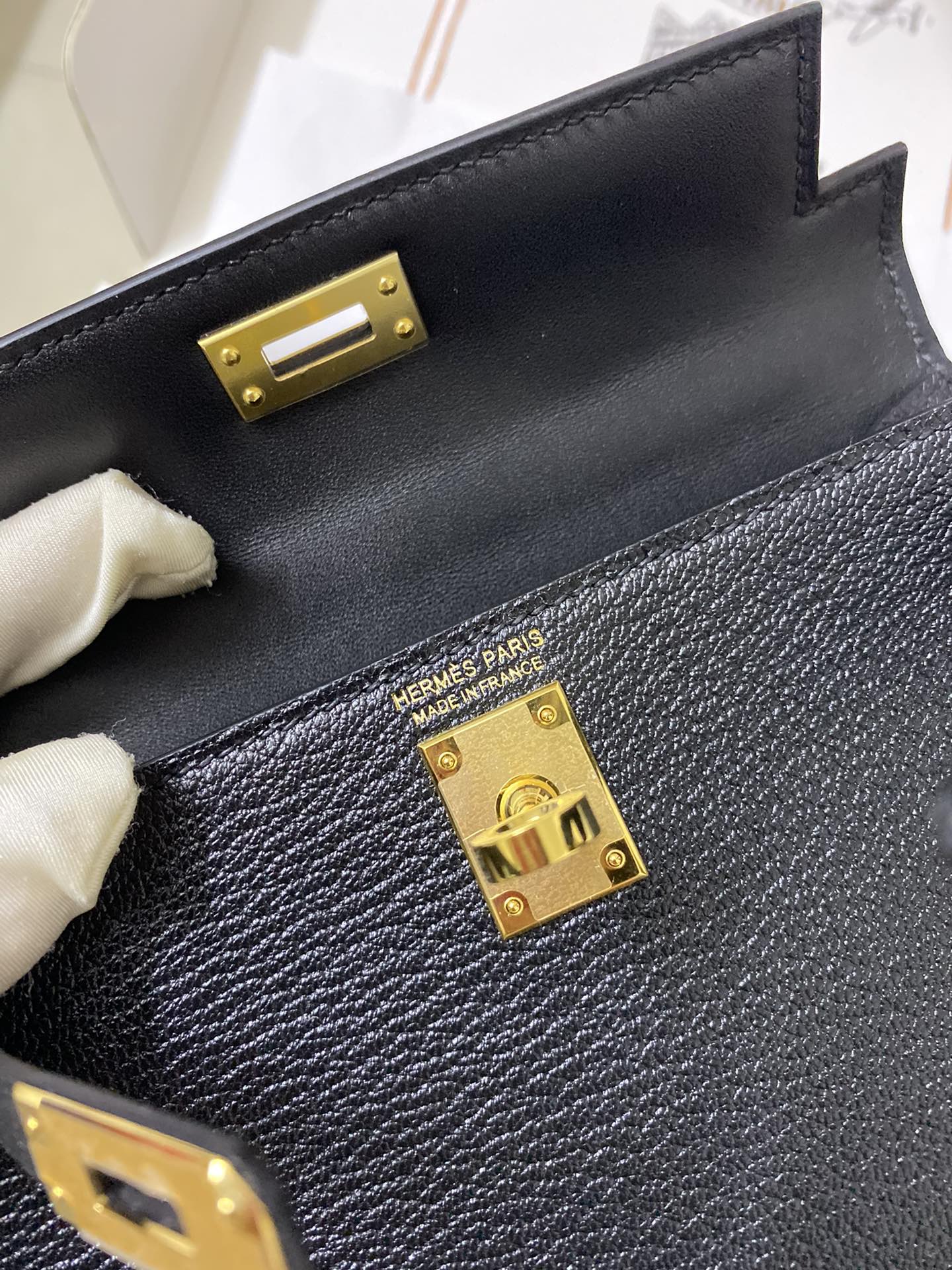 Kelly/Hermes-Mini-Kelly-Chevre-Black-GHW/img_008