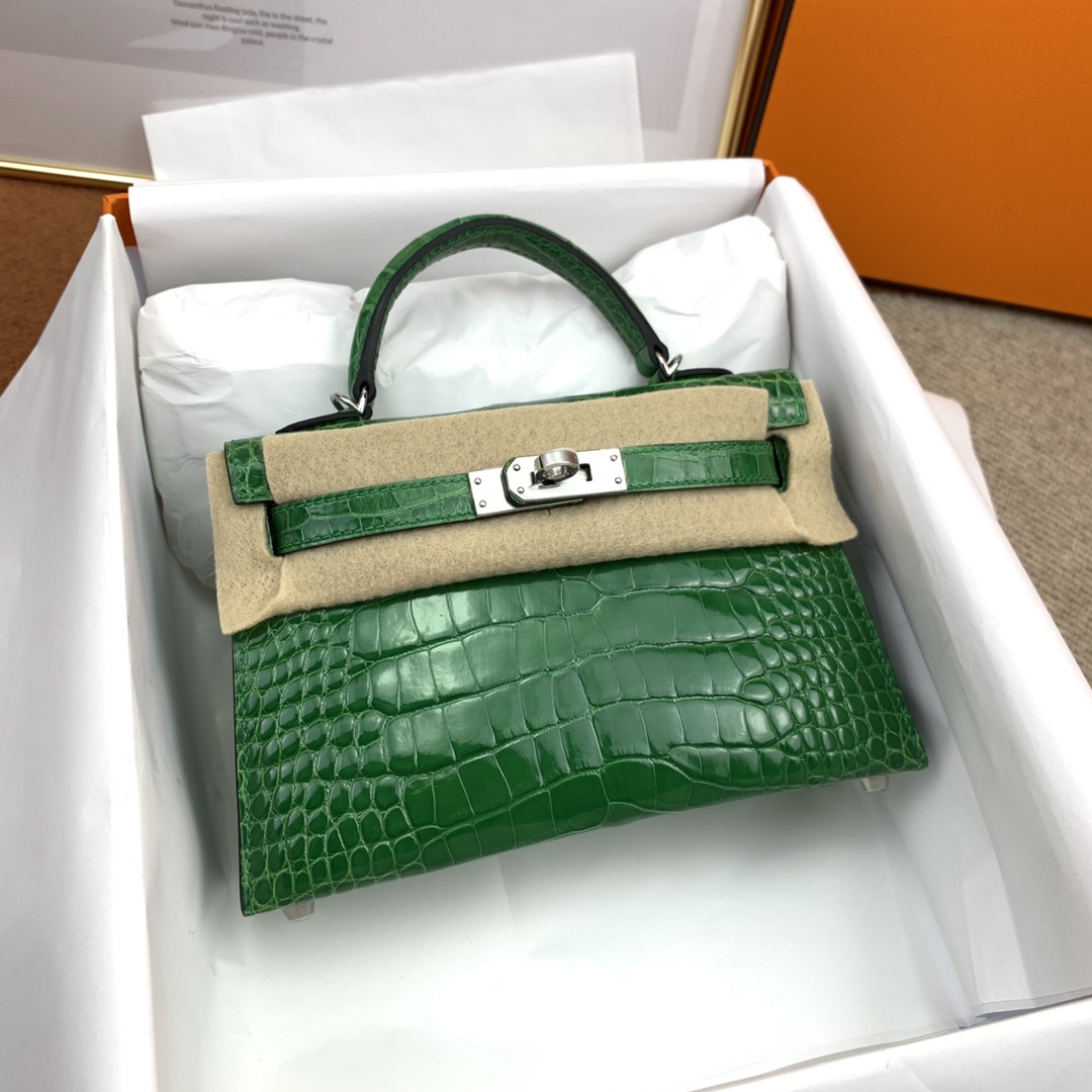 Kelly/Hermes-Mini-Kelly-Crocodile-Texture-BambooGreen/img_003