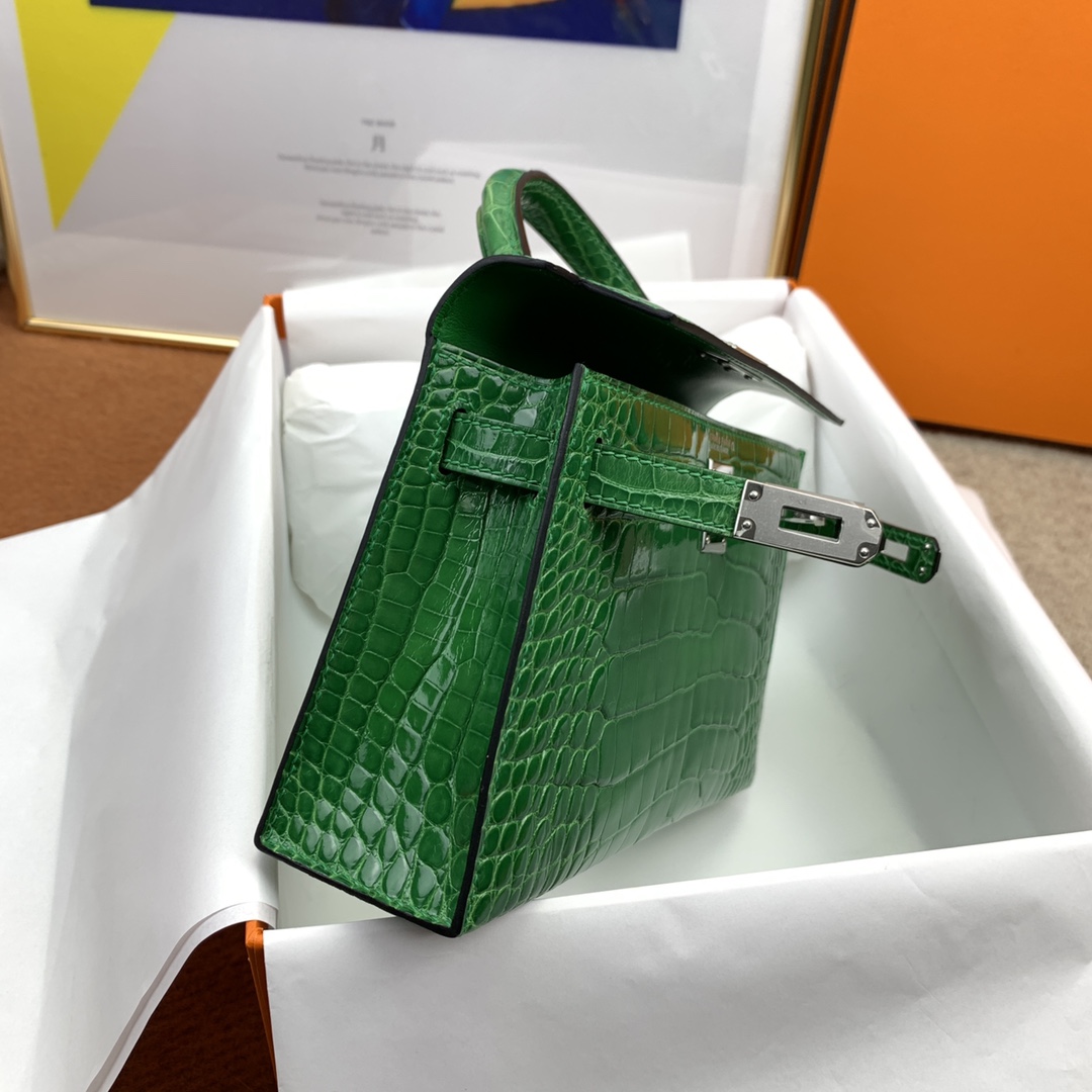 Kelly/Hermes-Mini-Kelly-Crocodile-Texture-BambooGreen/img_009