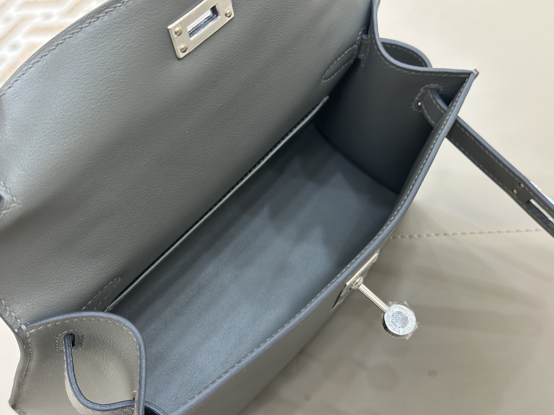 Kelly/Hermes-Mini-Kelly-Retourne-Swift-CumulonimbusCloud/img_007