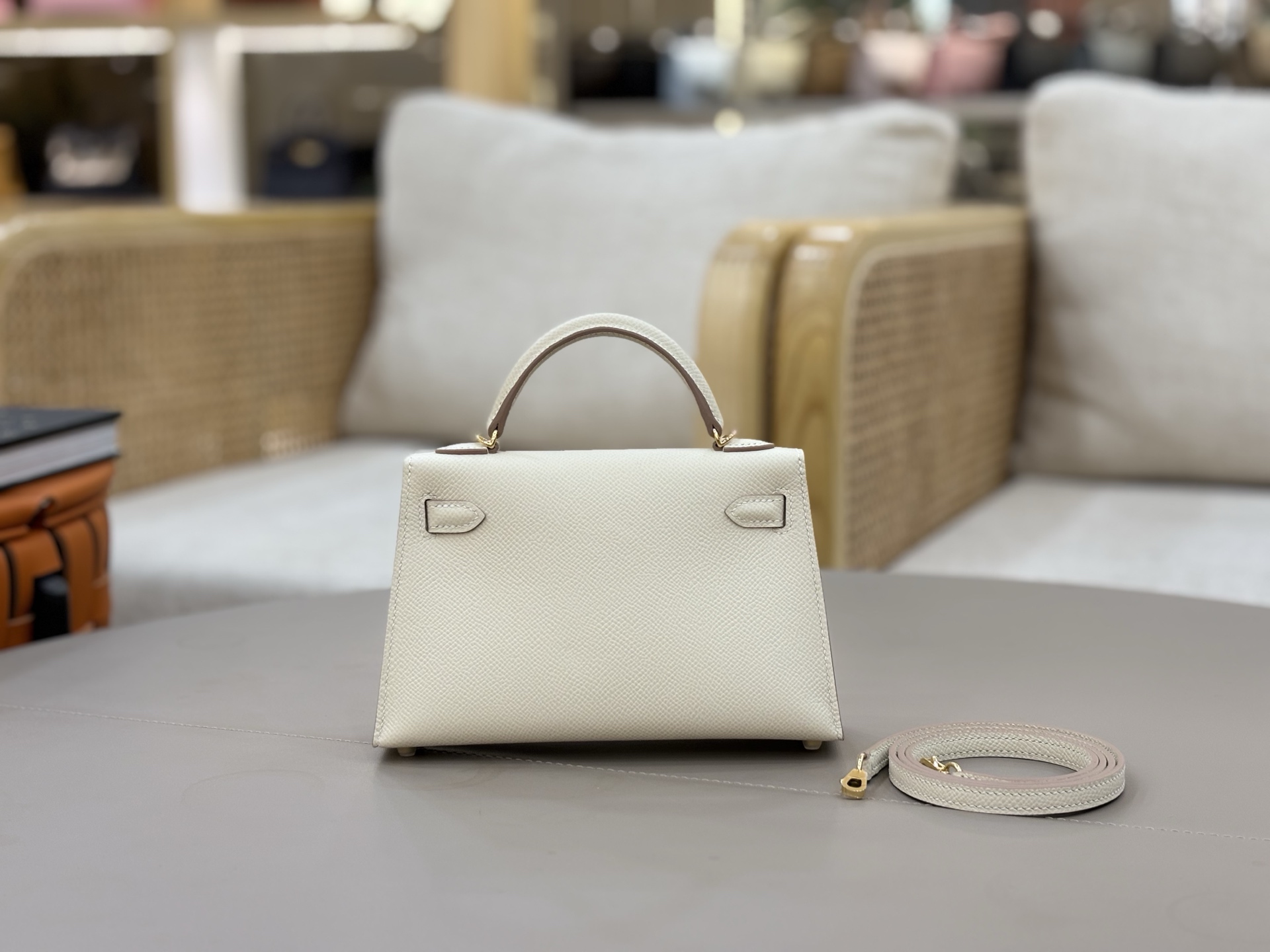 Kelly/Kelly-Mini-19cm-Epsom-Milkshake-GHW/img_003