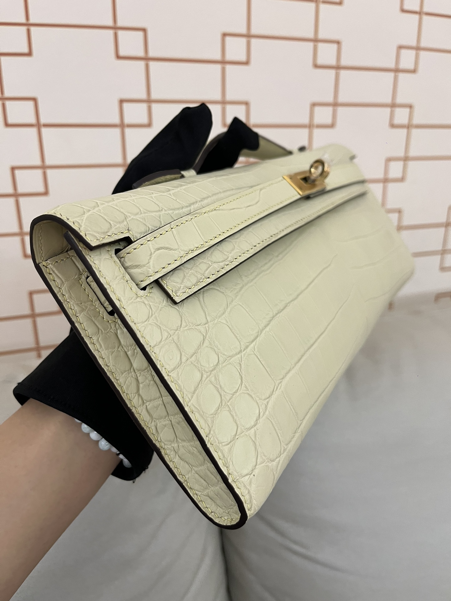 Kelly/Kelly-cut-31cm-Crocodile-Milkshake/img_003