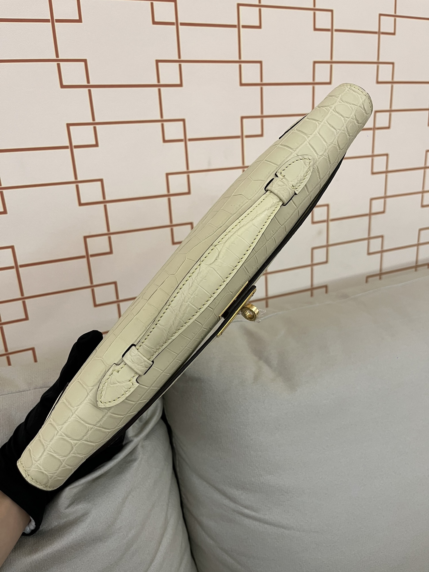 Kelly/Kelly-cut-31cm-Crocodile-Milkshake/img_004